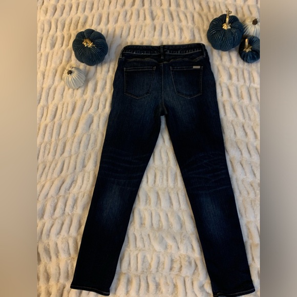 White House Black Market The Slim Dark Wash Crop Jeans - Picture 4 of 9